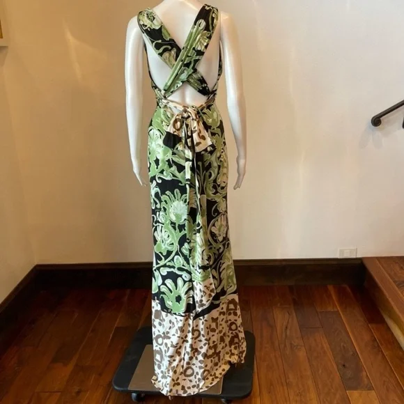 Emilio Pucci Black and Green Floral Wedding Dress - Picture 2 of 15
